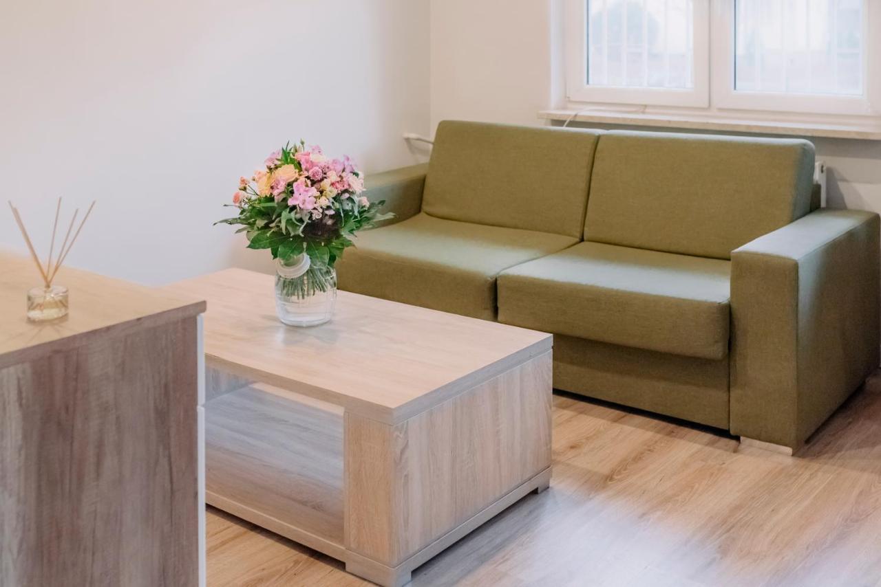 Apartment Apartel Metro Wierzbno *